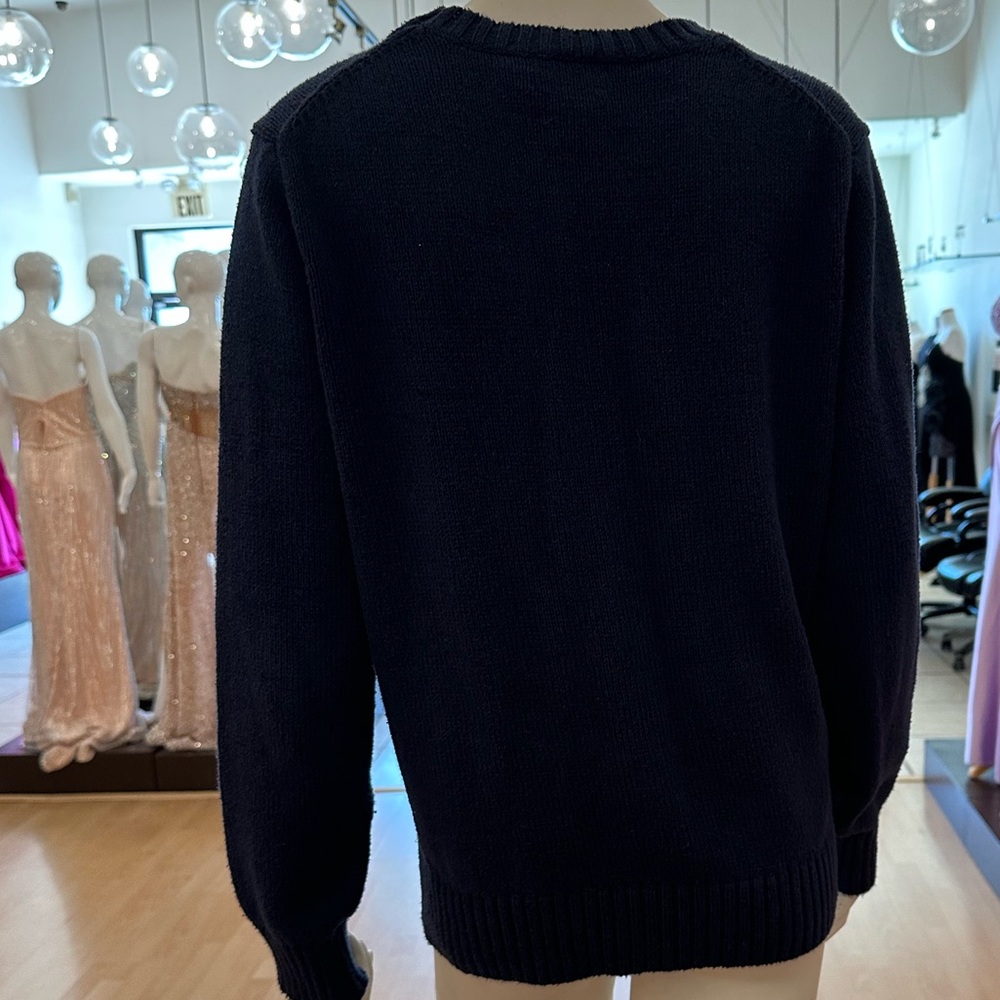 Ralph Lauren's signature Polo Bear Sweater - Picture 4 of 8